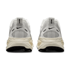 Air Zoom Vomero 18 "Coconut Milk"