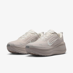 Air Zoom Vomero Plus "Light Bone"